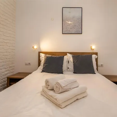 Trinoble Postavarului - Comfort In Old Town Apartamento