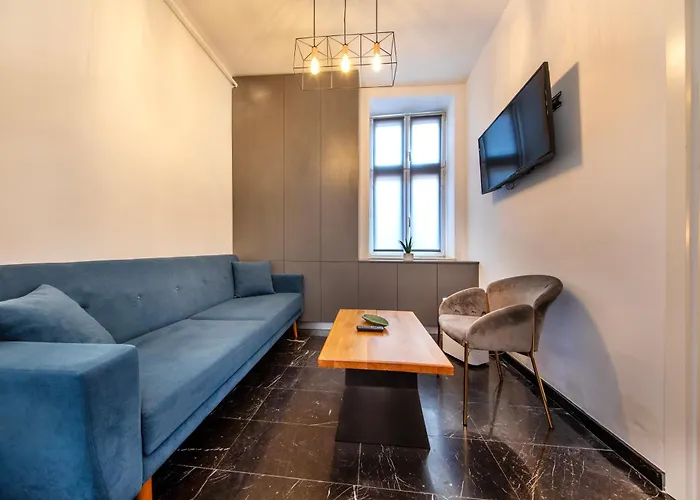 Trinoble Postavarului - Comfort In Old Town Lejlighed Braşov